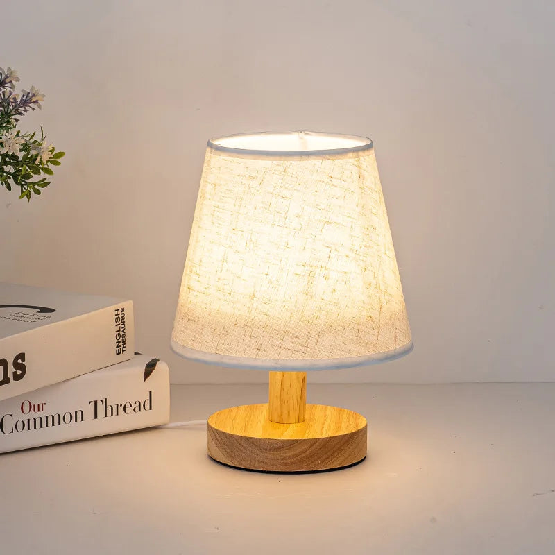 Lampe de Chevet LED en Bois et Tissu – USB, Style Scandinave Moderne
